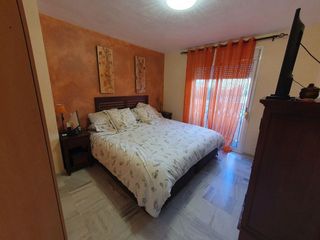 Casa pareada en venta en Río Real en Marbella