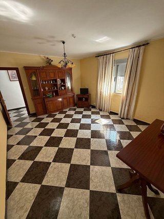 Casa adosada en venta en Alcalá la Real