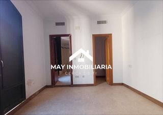 Chalet en venta en Coria del Río