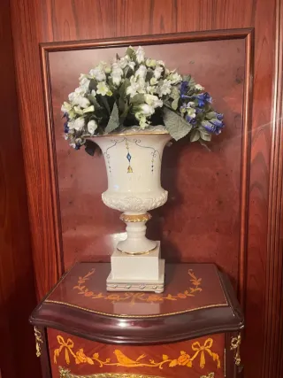 Mesa consola antigua de madera