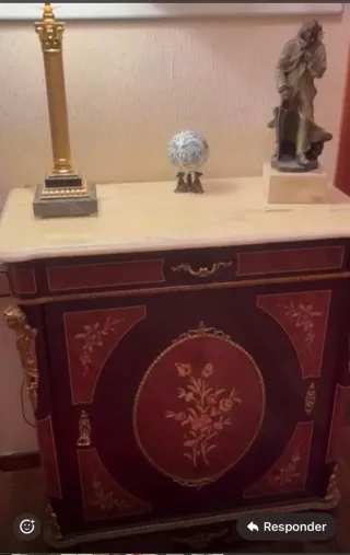 Mesa consola antigua de madera