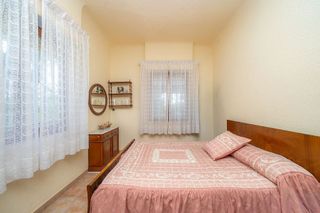 Chalet en venta en Peña de las Águilas en Elche