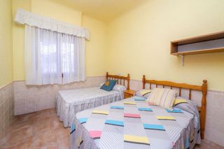 Chalet en venta en Peña de las Águilas en Elche