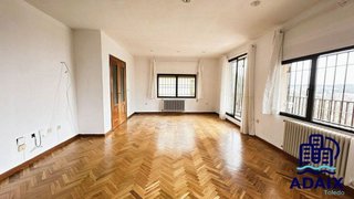 Chalet en venta en Bargas
