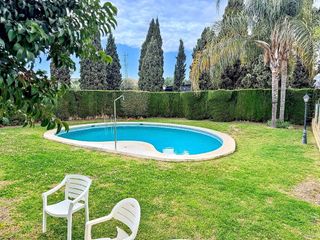 Casa adosada en venta en Nagüeles Alto en Marbella