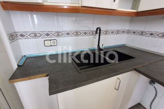 Piso en venta en El Camp de l'Arpa del Clot en Barcelona