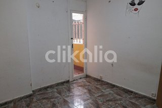 Piso en venta en El Camp de l'Arpa del Clot en Barcelona