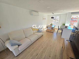 Ático en venta en La Prosperitat en Barcelona