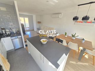 Ático en venta en La Prosperitat en Barcelona