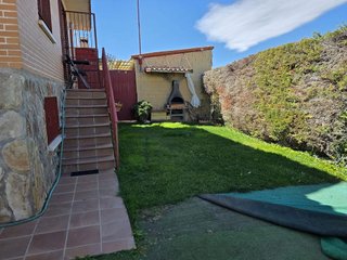 Casa adosada en venta en Uceda
