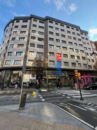 Piso en venta en Centro en Gijón