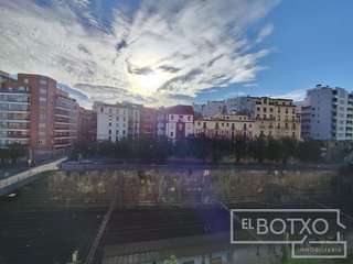 Piso en venta en Barrio de Abando en Bilbao