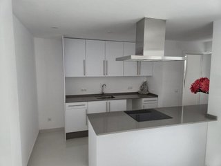 Piso en venta en Playa de los Boliches en Fuengirola