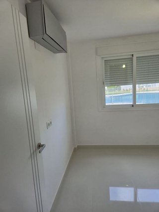 Piso en venta en Playa de los Boliches en Fuengirola