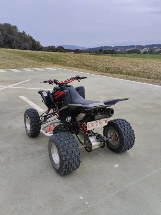 Yamaha Raptor 660R Negro/Rojo