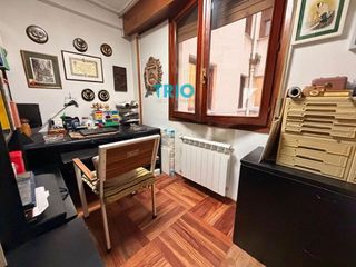 Piso en venta en Plaza España - Villa Pilar - Reyes Católicos - Vadillos en Burgos