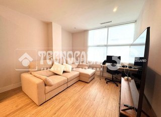 Piso en venta en Simancas en Madrid