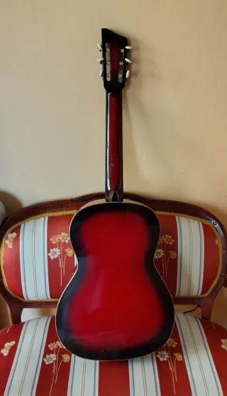 Guitarra,Vicente Tatay Años 60 sumburst