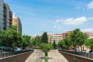 Piso en venta en Parque Miraflores en Zaragoza