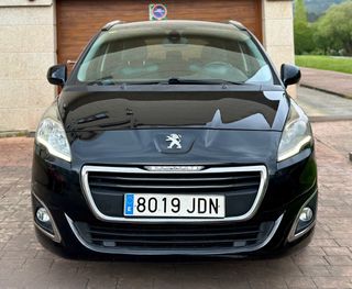 Peugeot 5008 2015