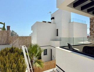 Chalet en venta en Cala de Finestrat en Finestrat