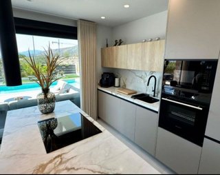 Chalet en venta en Cala de Finestrat en Finestrat