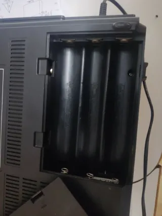 Trensi Radio Casete TV