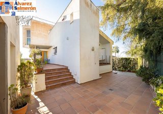Chalet en venta en Cájar