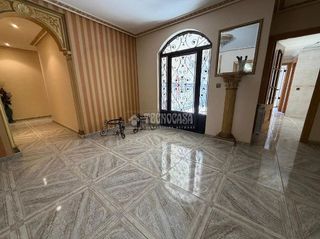 Casa adosada en venta en Torredonjimeno