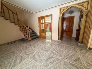 Casa adosada en venta en Torredonjimeno