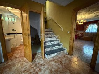 Casa adosada en venta en Torredonjimeno
