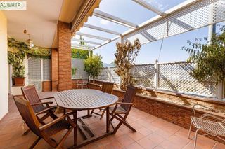 Casa adosada en venta en Bola de Oro - Serrallo en Granada