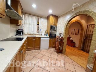 Chalet en venta en El Alborgí en Paterna