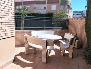Casa adosada en venta en Santa Cruz - Industria - Polígono Campollano en Albacete