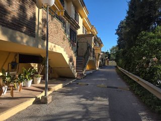 Casa adosada en venta en Torrequebrada en Benalmádena
