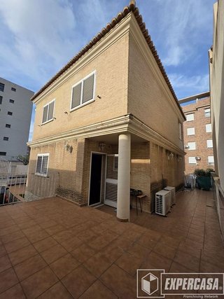 Casa en venta en Camí Reial en Torrent