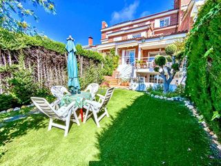 Casa adosada en venta en Teià