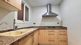 Piso en venta en Pubilla Cases en Hospitalet de Llobregat, L´