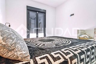 Chalet en venta en Carmona