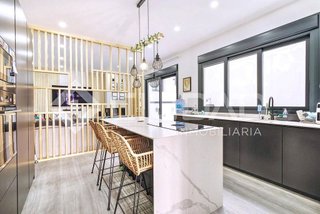 Chalet en venta en Carmona