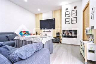 Chalet en venta en Carmona