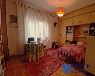 Piso en venta en El Camp de l'Arpa del Clot en Barcelona