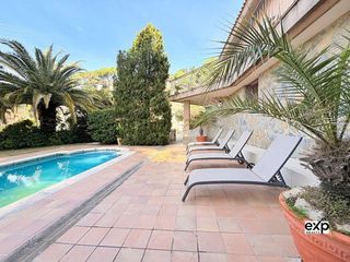 Chalet en venta en Urbanitzacions en Mataró