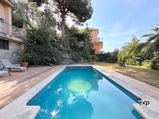 Chalet en venta en Urbanitzacions en Mataró