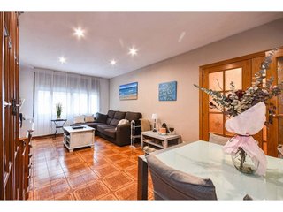 Piso en venta en Peramàs en Mataró