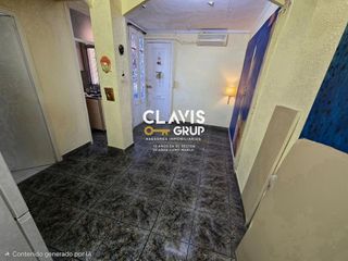 Piso en venta en El Camp de l'Arpa del Clot en Barcelona