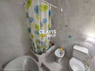 Piso en venta en El Camp de l'Arpa del Clot en Barcelona