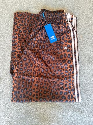 Pantalones Adidas Animal Print