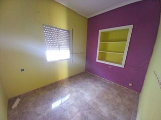 Piso en venta en Linares