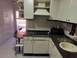 Piso en venta en Flores de Sil - La Placa en Ponferrada